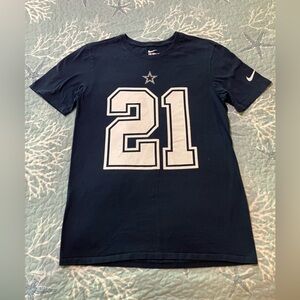 The Nike Tee adult size small short sleeve Cowboys 21 tee shirt